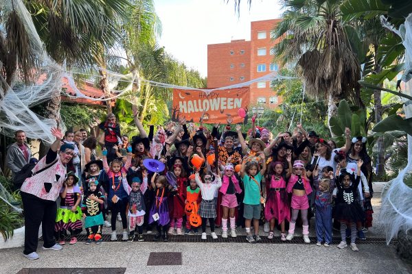 Halloween único desde tu apartamento en Salou